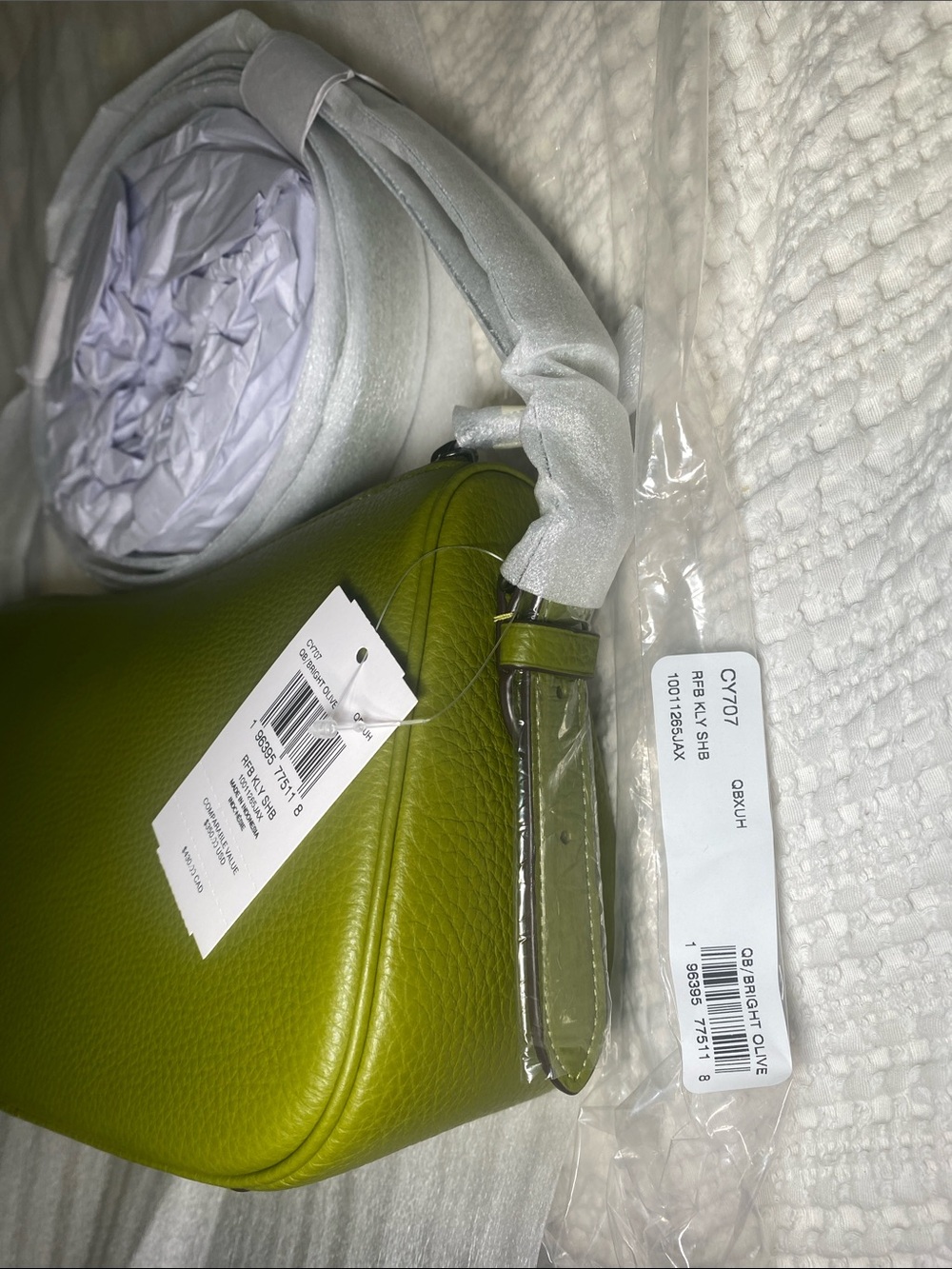 NWT Coach Kailey in Bright Olive Green Pebbled Leather🫒 - Picture 3 of 10